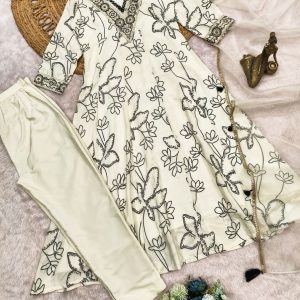 French Crepe Kurti Set with Organza Dupatta Lace Work