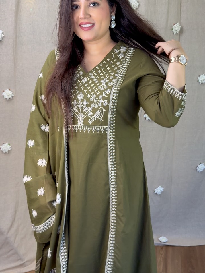 Mull Cotton Kurti Pant Dupatta Set for Women | Soft Cotton Ethnic Wear - Image 5