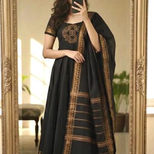 Women’s Pattu Cotton Kurti with Jacquard Weaving Zari Border & Dupatta | Ethnic Wear
